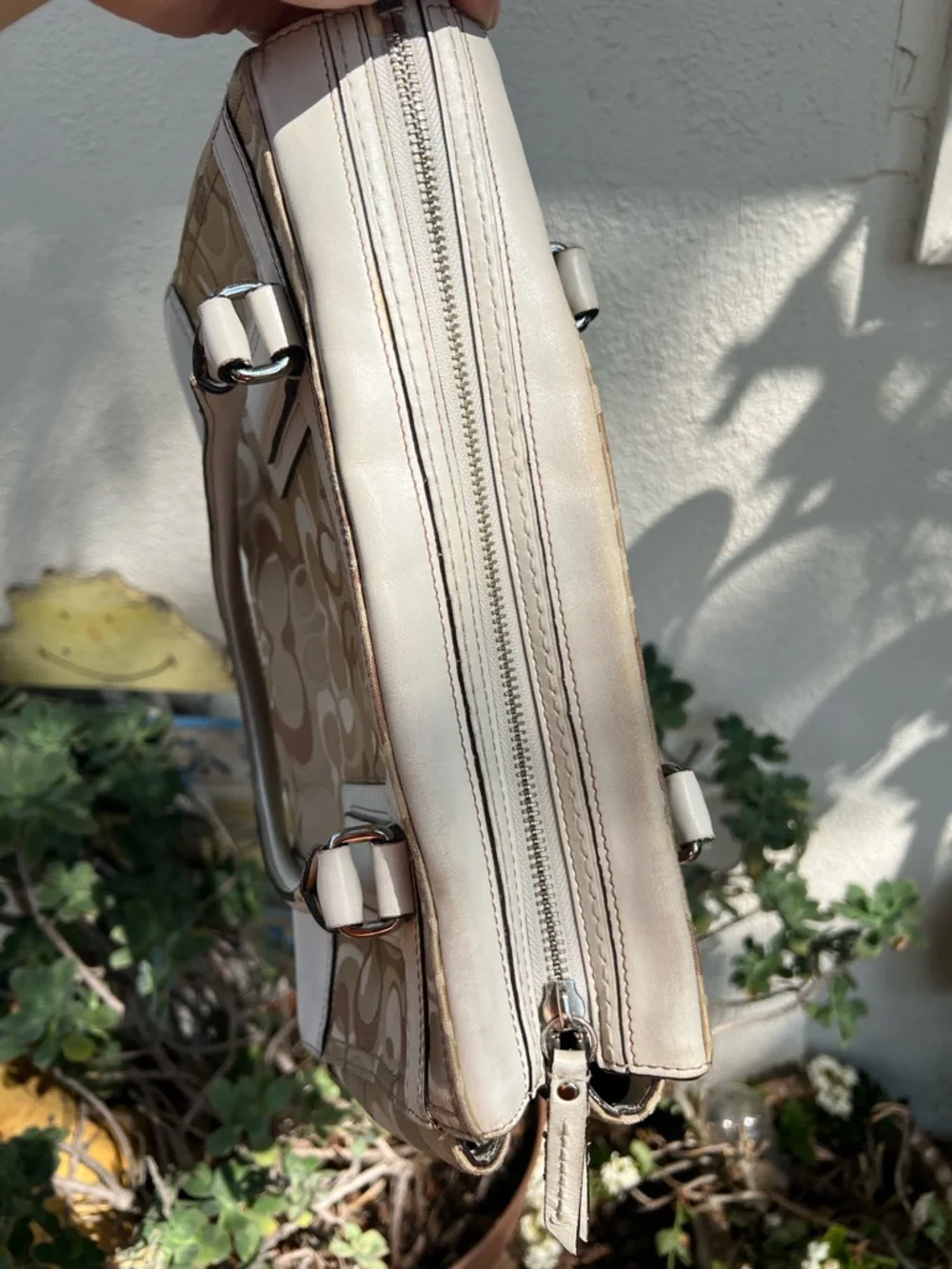 Coach Hampton Optic Signature Satchel with Turnlock - Picture 3 of 9